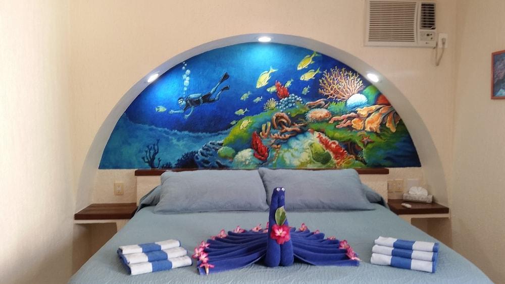 Aquatech Derosa Apartahotel